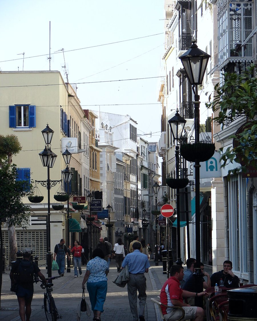 Cafés and shopfronts along Main Street